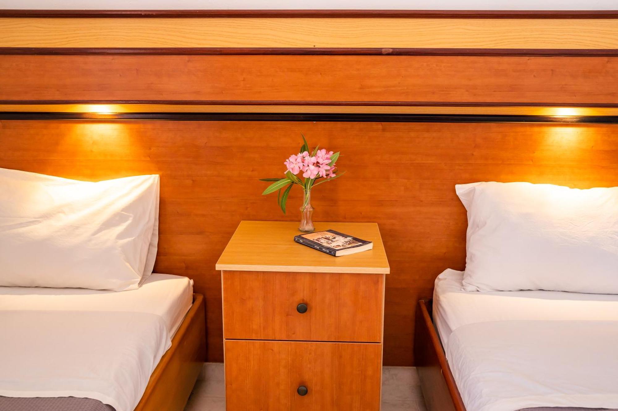 Sun Week Bay Hotel Lefkos  Bilik gambar